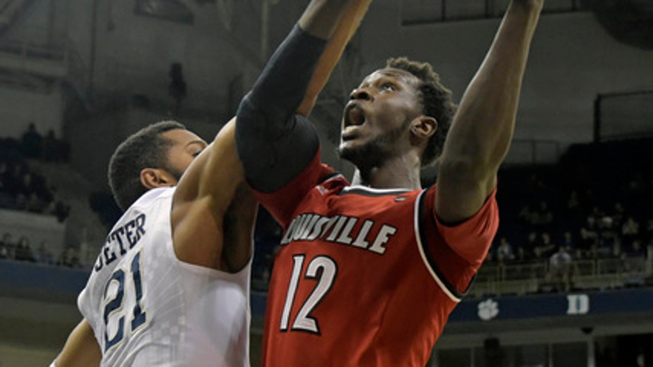 No. 13 Louisville crushes Pittsburgh 106-51 (Jan 24, 2017)